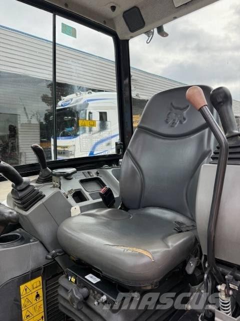 Bobcat E 35z 소형 굴삭기 7톤 미만
