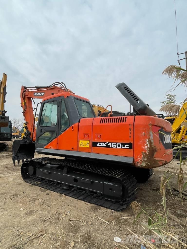 Doosan dx150 대형 굴삭기 29톤 이상