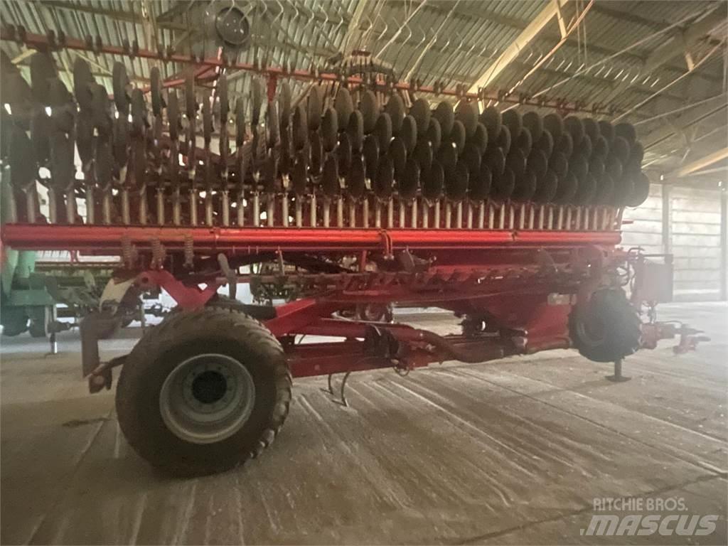 Kverneland DG 1200 드릴
