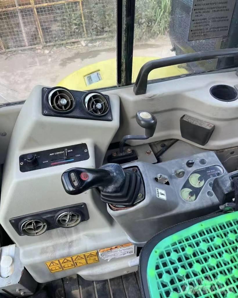 Komatsu PC 58 소형 굴삭기 7톤 미만
