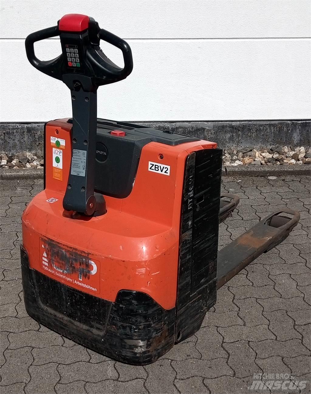 Toyota LWE 160 경량 리프터