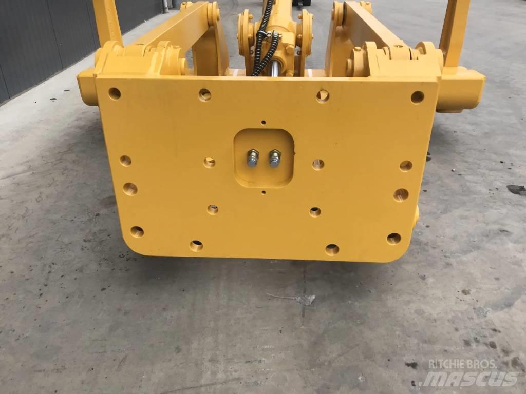Komatsu D65 스크레퍼