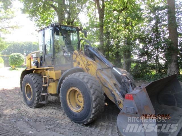 CAT 924  휠로우더