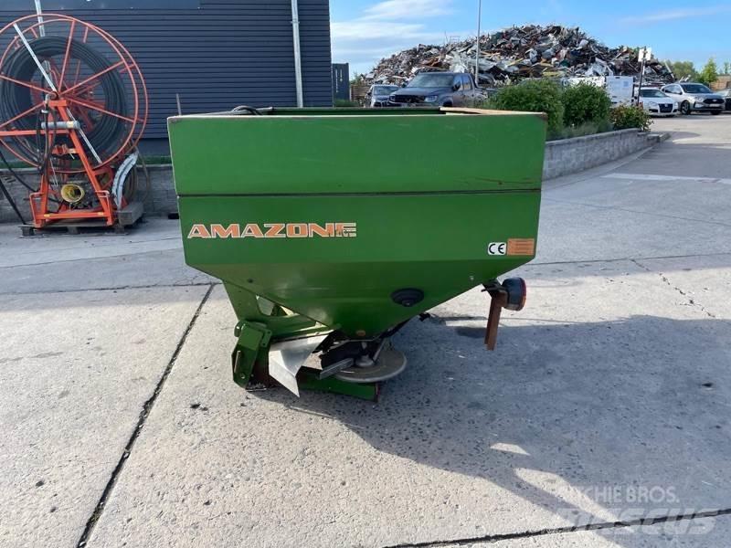 Amazone ZA-M Max 미네랄 살포기