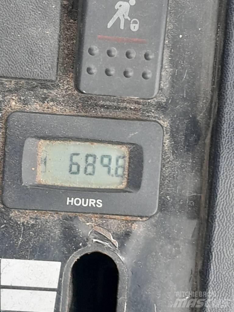 Kärcher DA88 MC130 도로 청소차