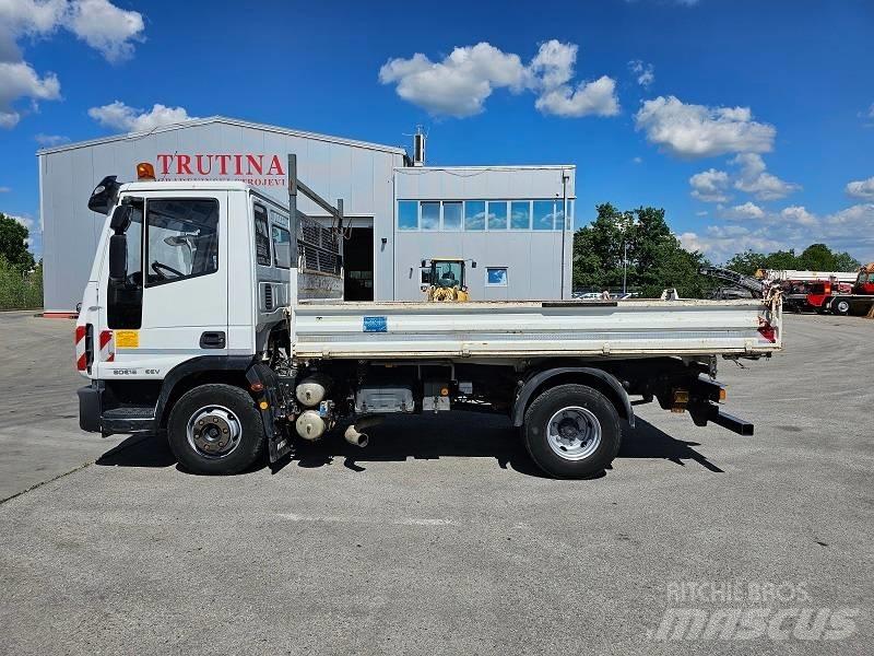 Iveco 80E 18 플랫베드/드롭사이드 트럭