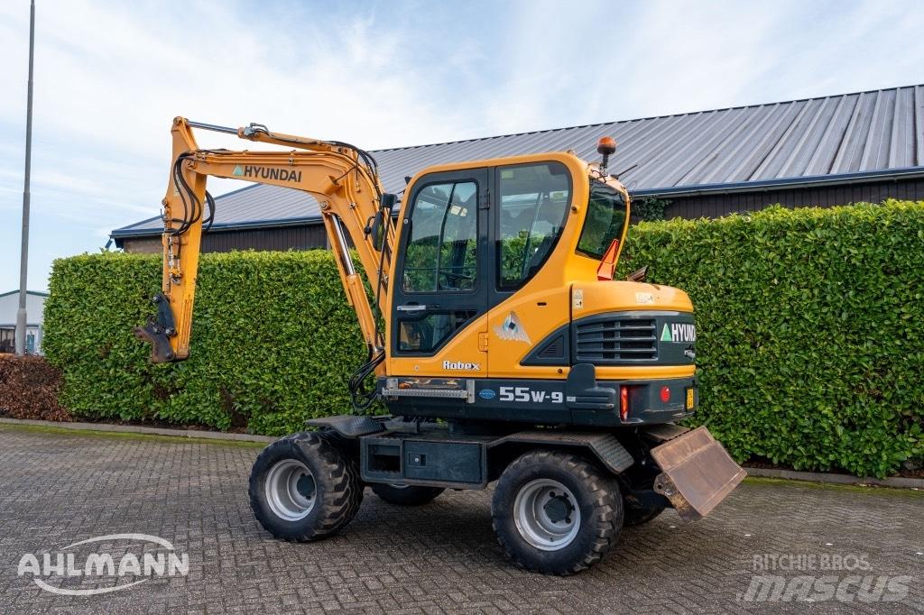 Hyundai R55W-9A  휠 굴삭기