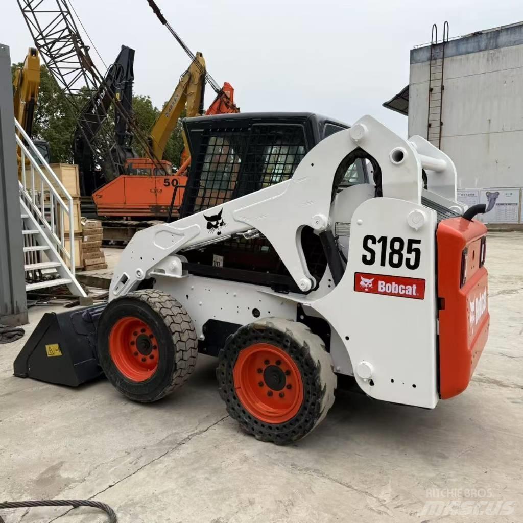 Bobcat S 185  스키드로더