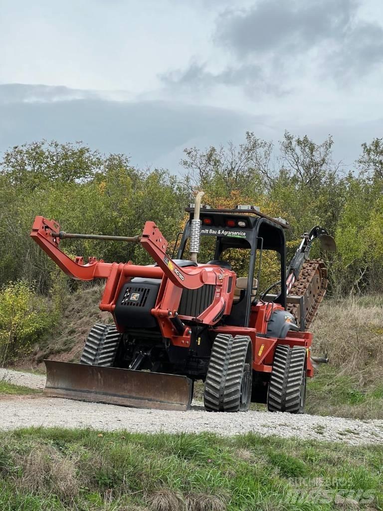 Ditch Witch RC120 트렌처