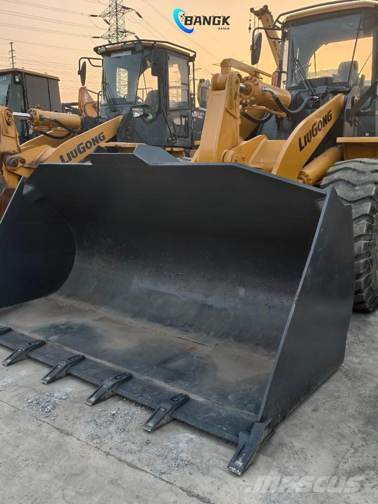 LiuGong CLG870H  휠로우더