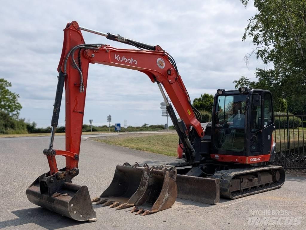 Kubota KX 080-4 중형굴삭기 7톤-28톤