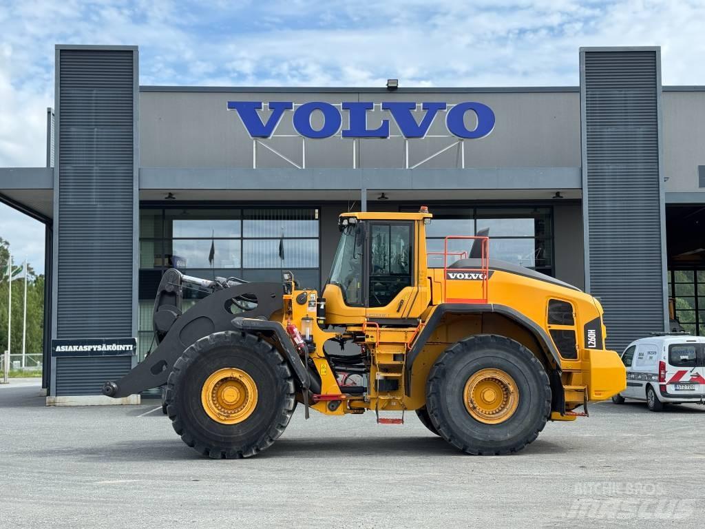 Volvo L 260 H  휠로우더