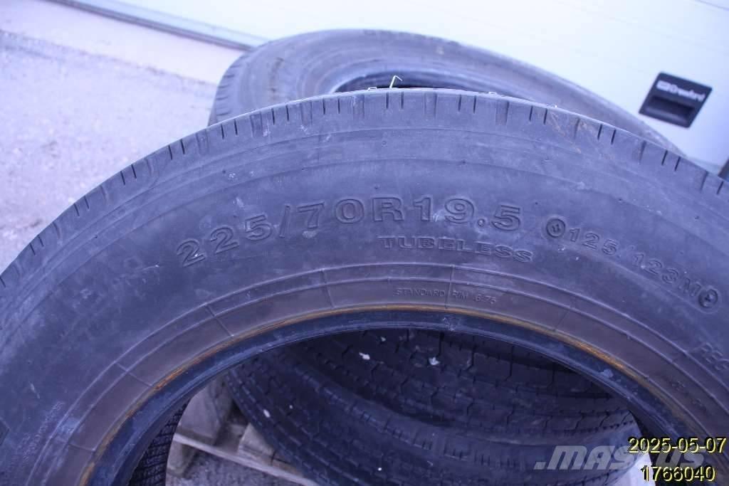 Goodride CR960A 타이어, 휠 및 림