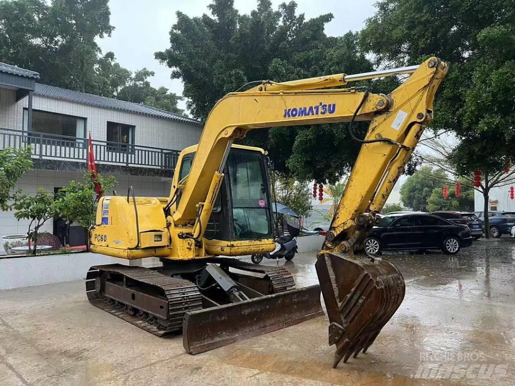 Komatsu PC 60-7 소형 굴삭기 7톤 미만