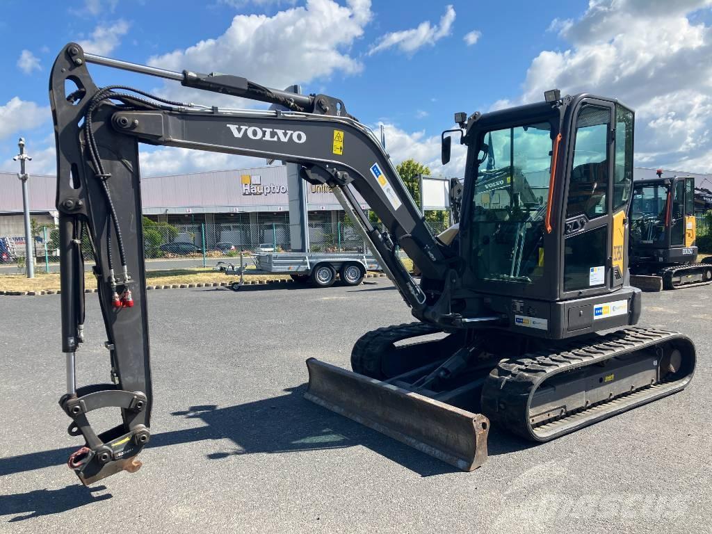 Volvo ECR 50 F 소형 굴삭기 7톤 미만