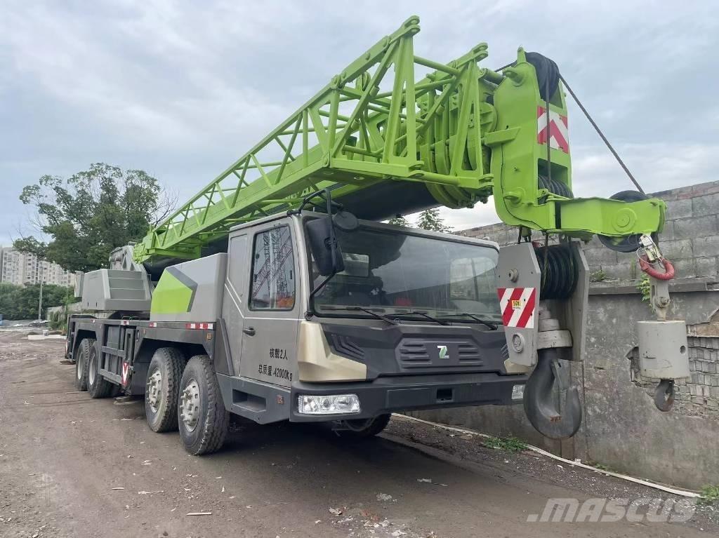 Zoomlion ZTC500 A/T 크레인