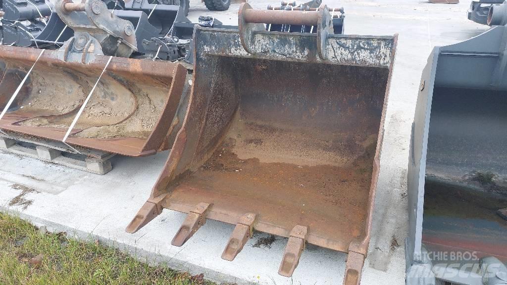 Komatsu PW160-8  휠 굴삭기