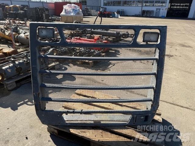 Doosan DL 400 OSŁONA 섀시 및 서스펜션