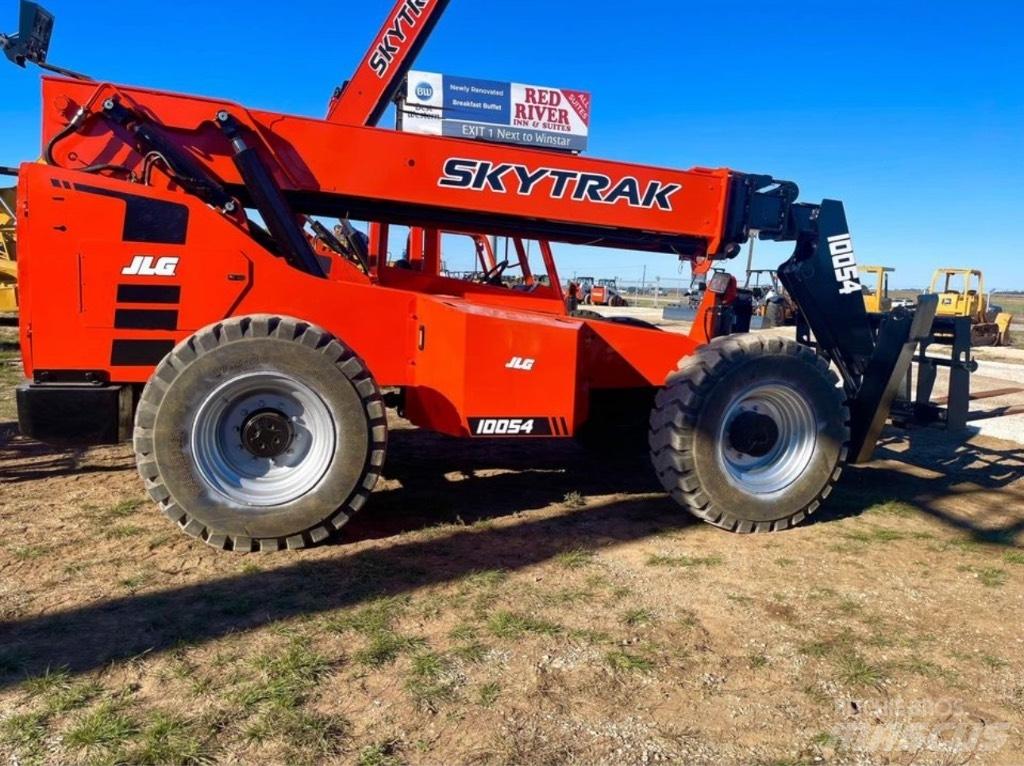 SkyTrak 10054 텔러 핸들러