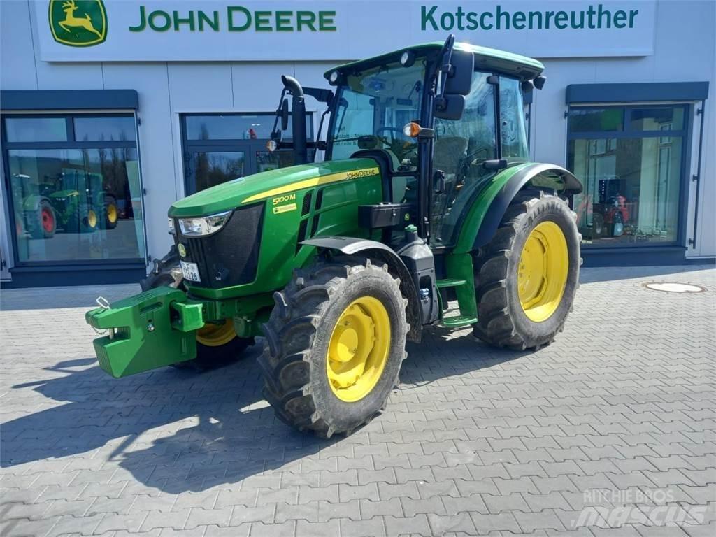 John Deere 5100M 트랙터