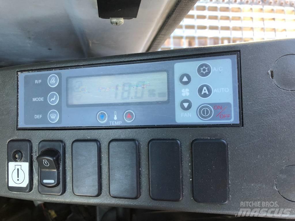Kobelco E 305 대형 굴삭기 29톤 이상