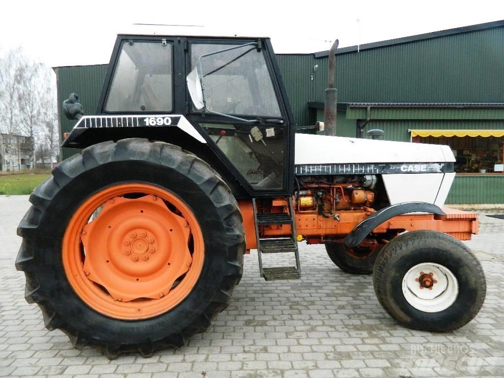 Case IH 1690 트랙터