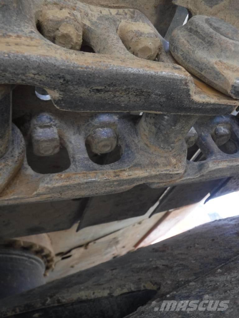 Hitachi ZX 135 US-6 대형 굴삭기 29톤 이상