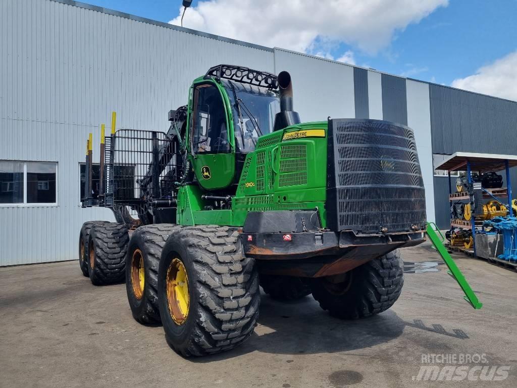 John Deere 1910 G 원목 포워더
