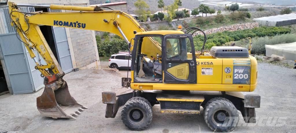 Komatsu PW 200-7  휠 굴삭기
