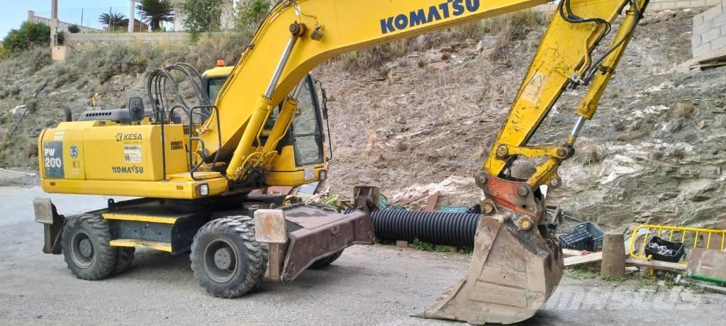 Komatsu PW 200-7  휠 굴삭기