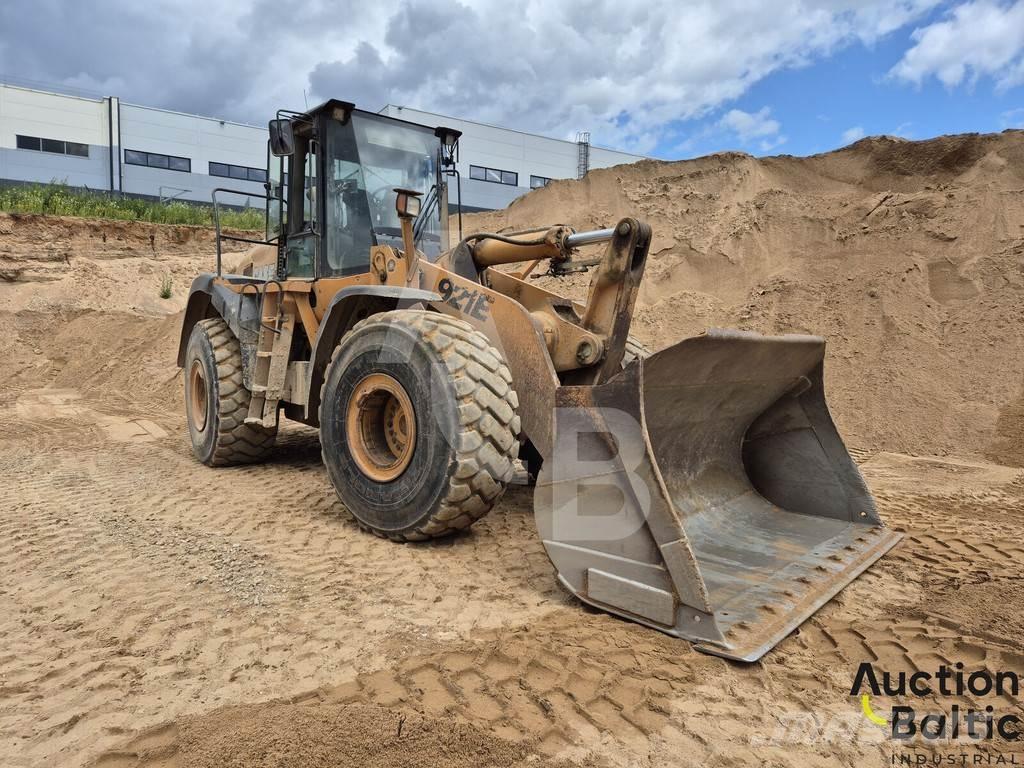 CASE 921 E  휠로우더