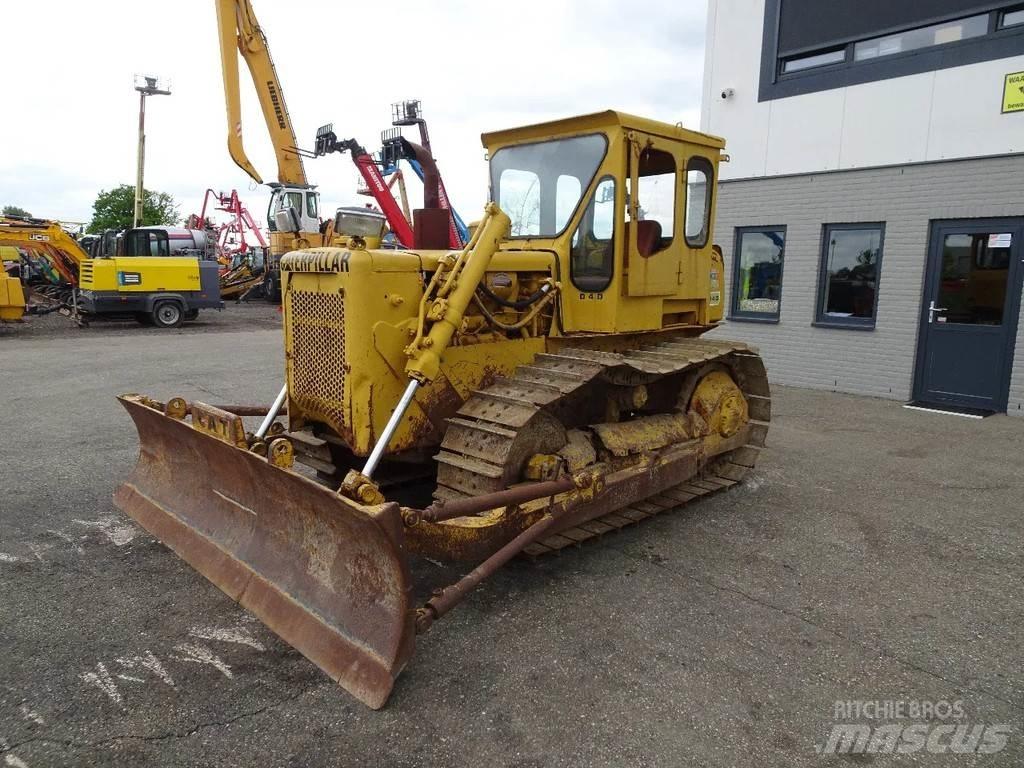 CAT D4D 크롤러 도저