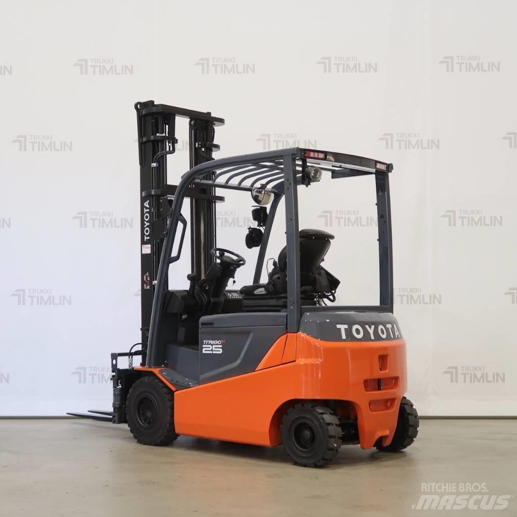 Toyota 8FBMKT25 전동 지게차