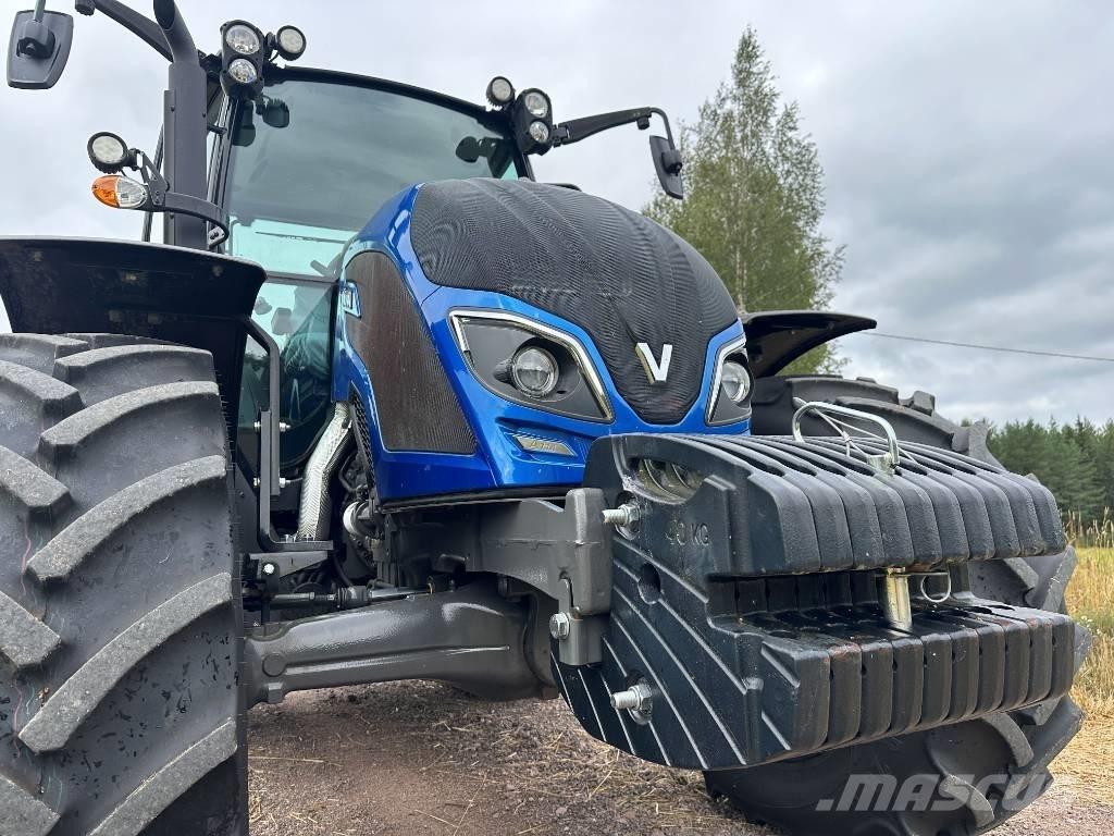 Valtra A 114 트랙터