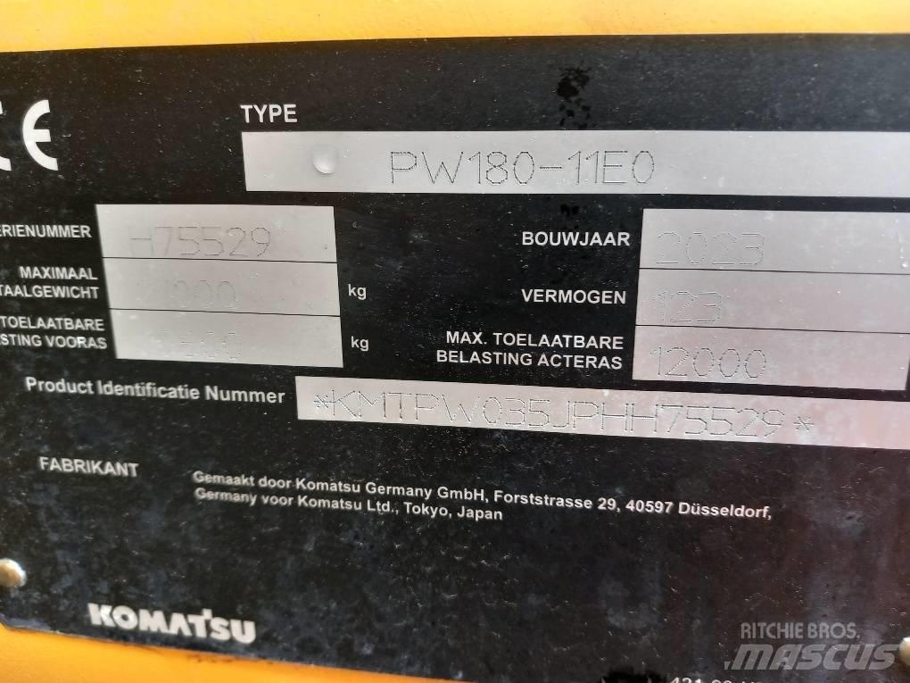 Komatsu PW180-11E0  휠 굴삭기