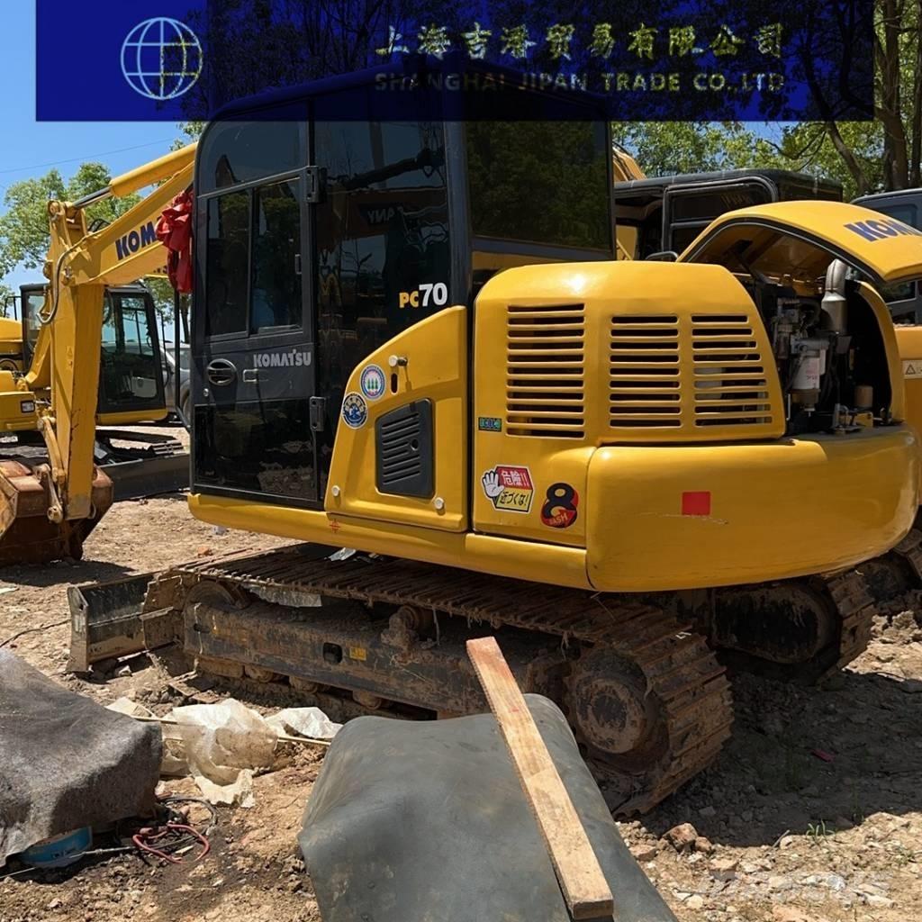 Komatsu PC 70 대형 굴삭기 29톤 이상