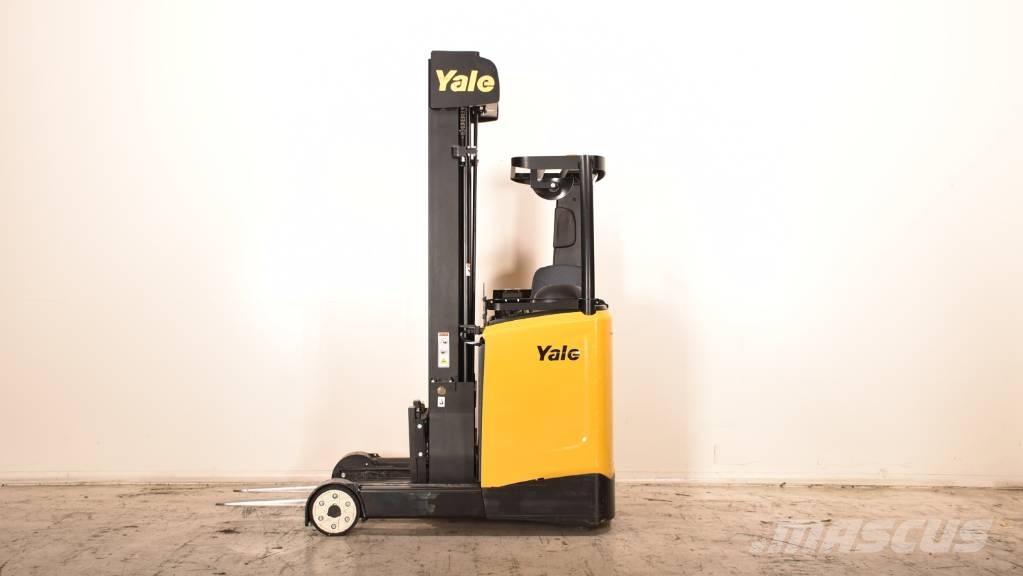 Hyster MR 14 리치 트럭