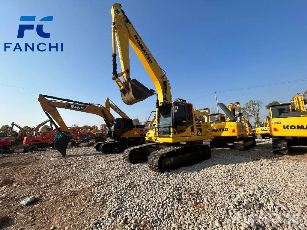 Komatsu PC 200-8 대형 굴삭기 29톤 이상