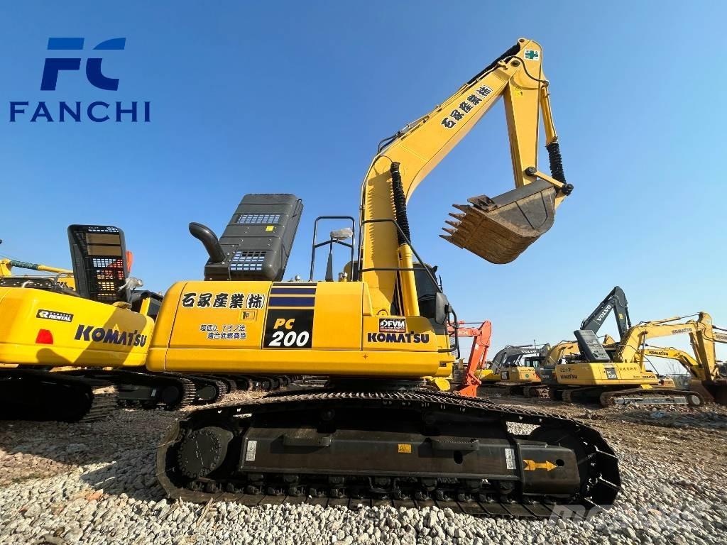 Komatsu PC 200-8 대형 굴삭기 29톤 이상