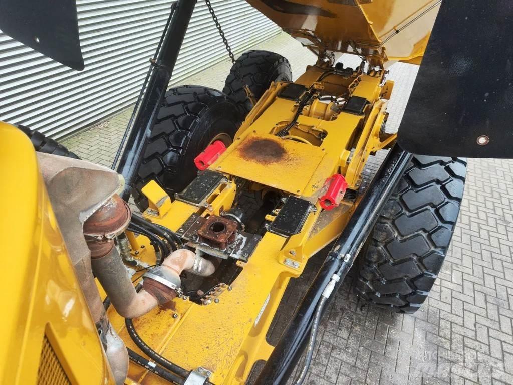 CAT 725 C2 6x6 연결식 홀러