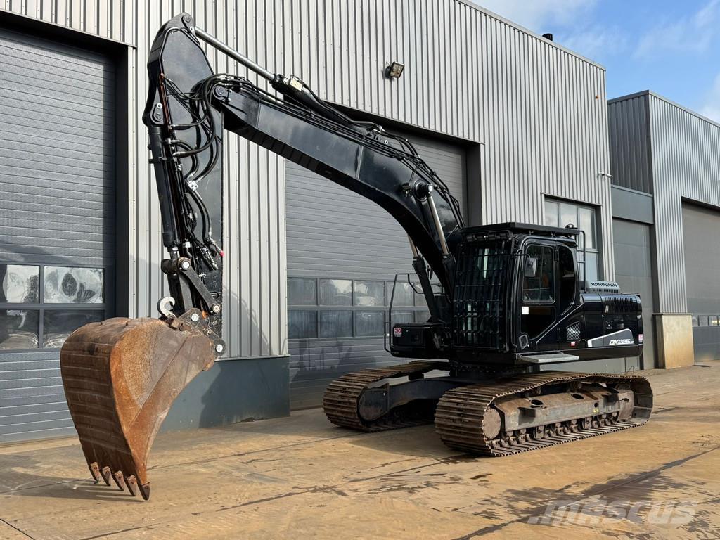 Doosan DX225LC-5 대형 굴삭기 29톤 이상