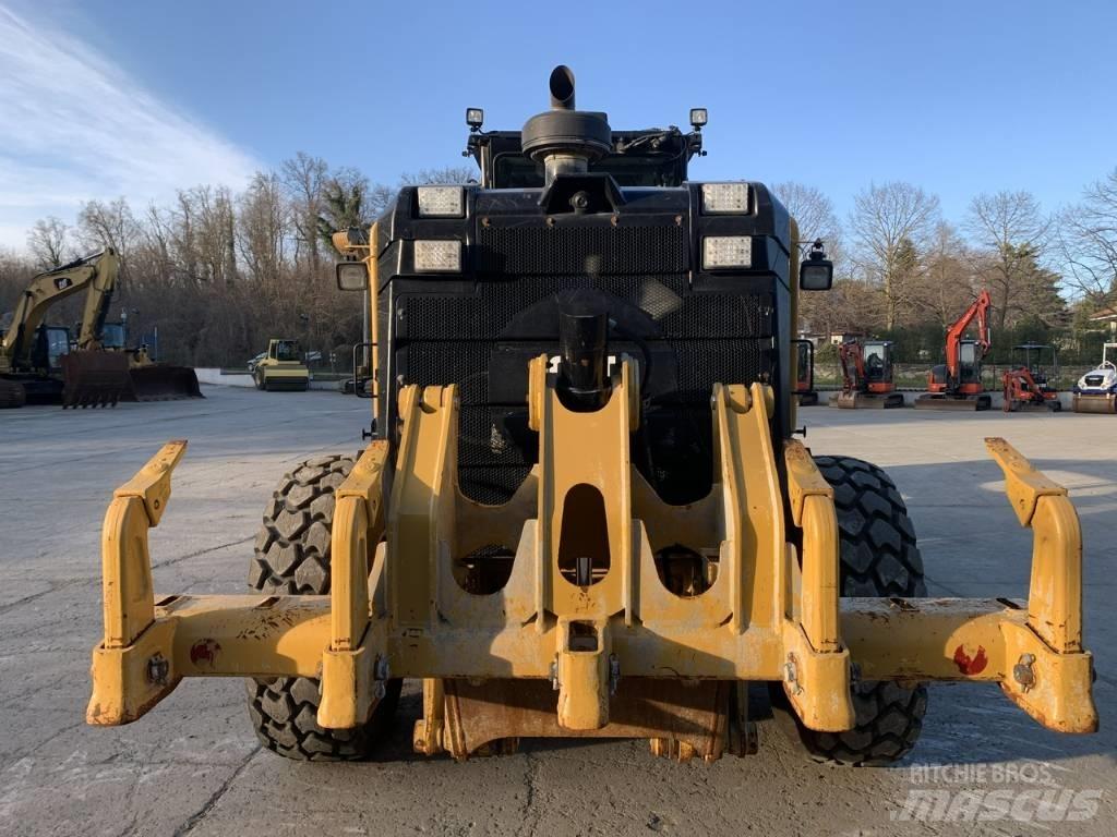 CAT 140 M 3 그레이더