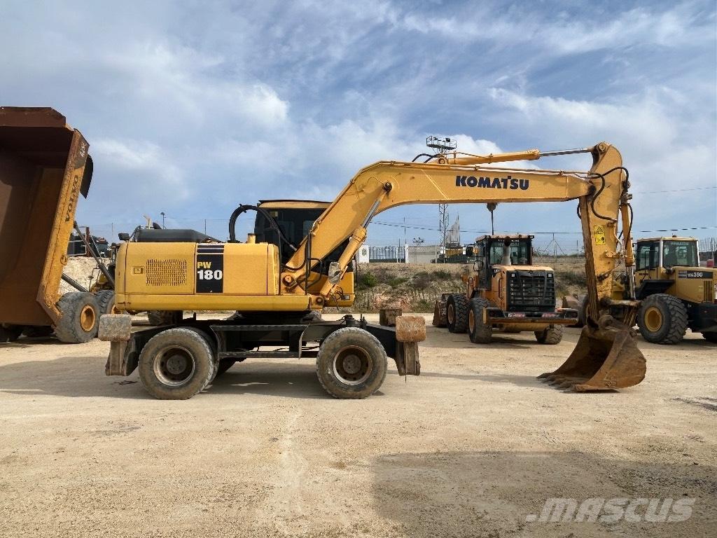 Komatsu PW 180  휠 굴삭기