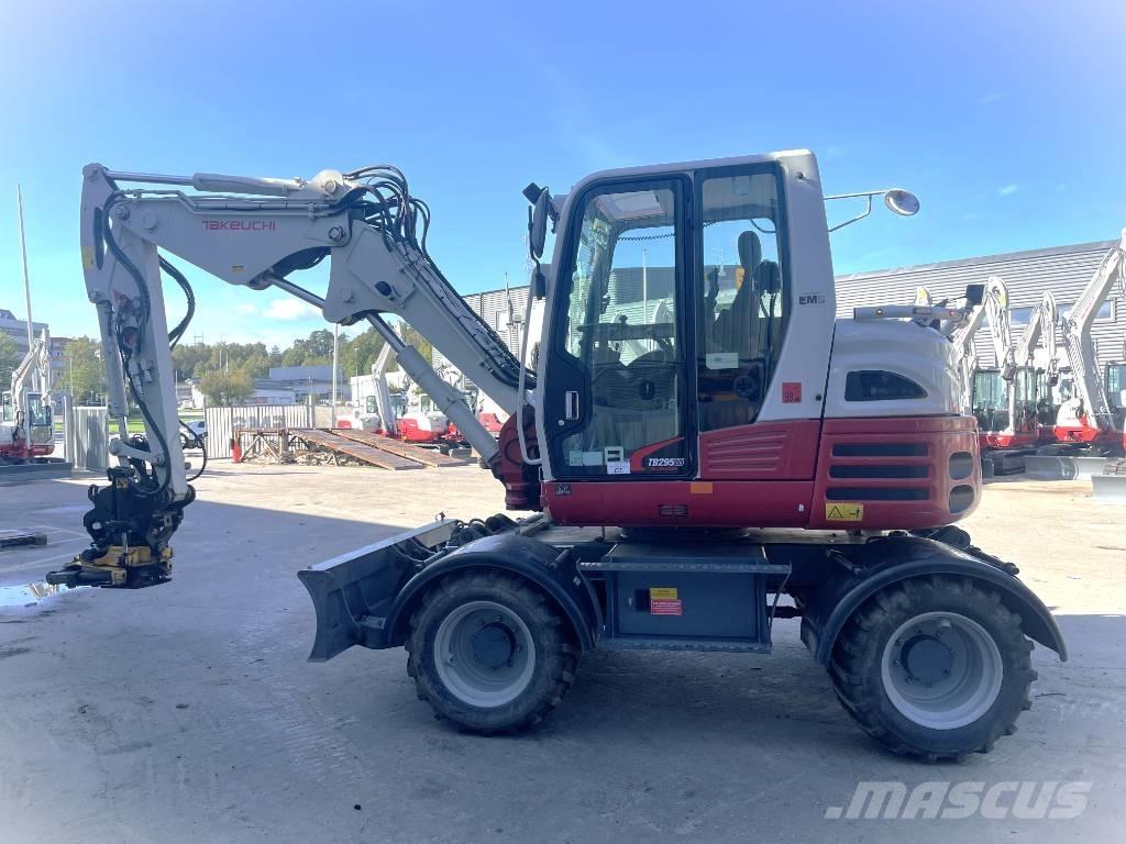 Takeuchi TB 295 W  휠 굴삭기