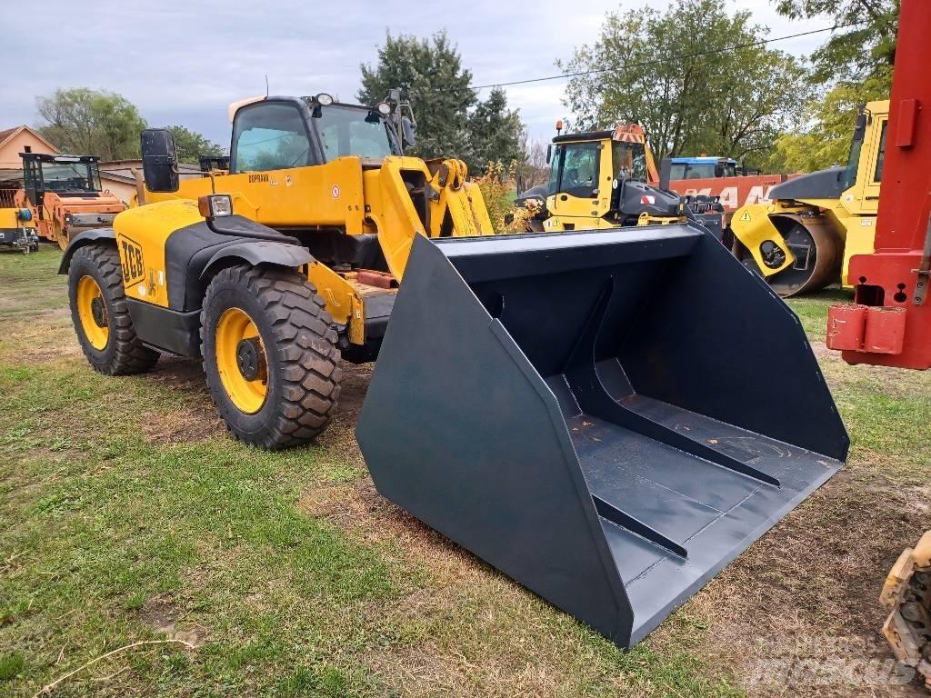 JCB 541-70 농업용 텔레 핸들러