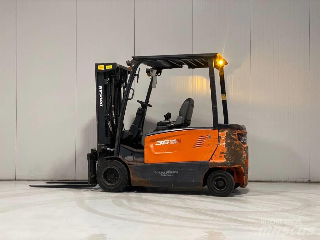 Doosan B35X-7 전동 지게차