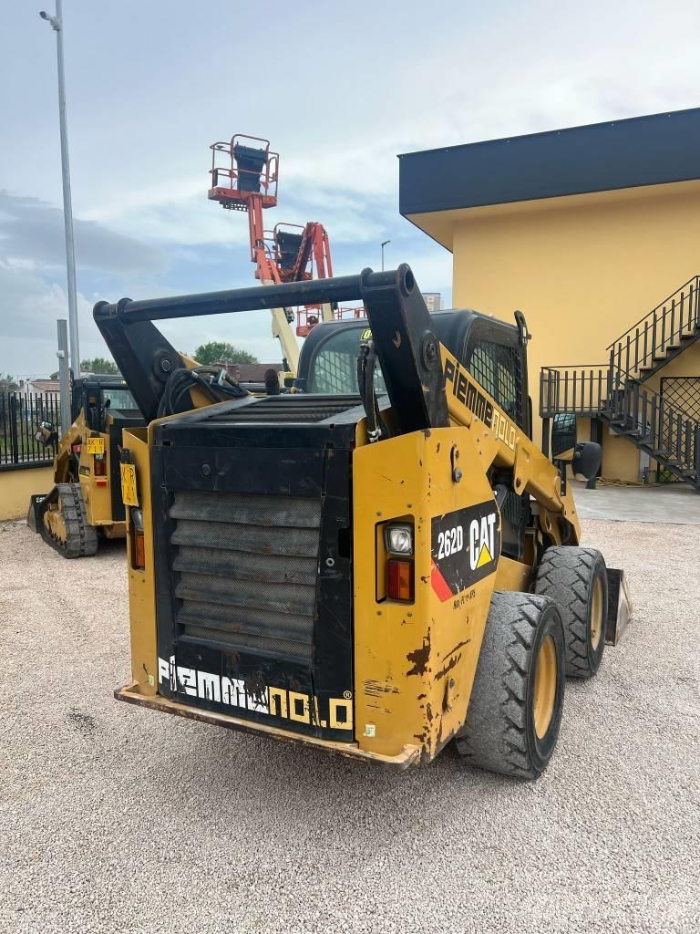 CAT 262 D  스키드로더