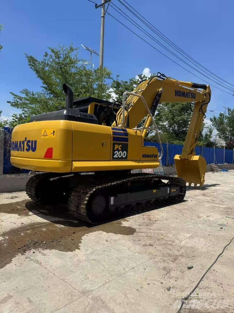 Komatsu PC 200 8N 대형 굴삭기 29톤 이상