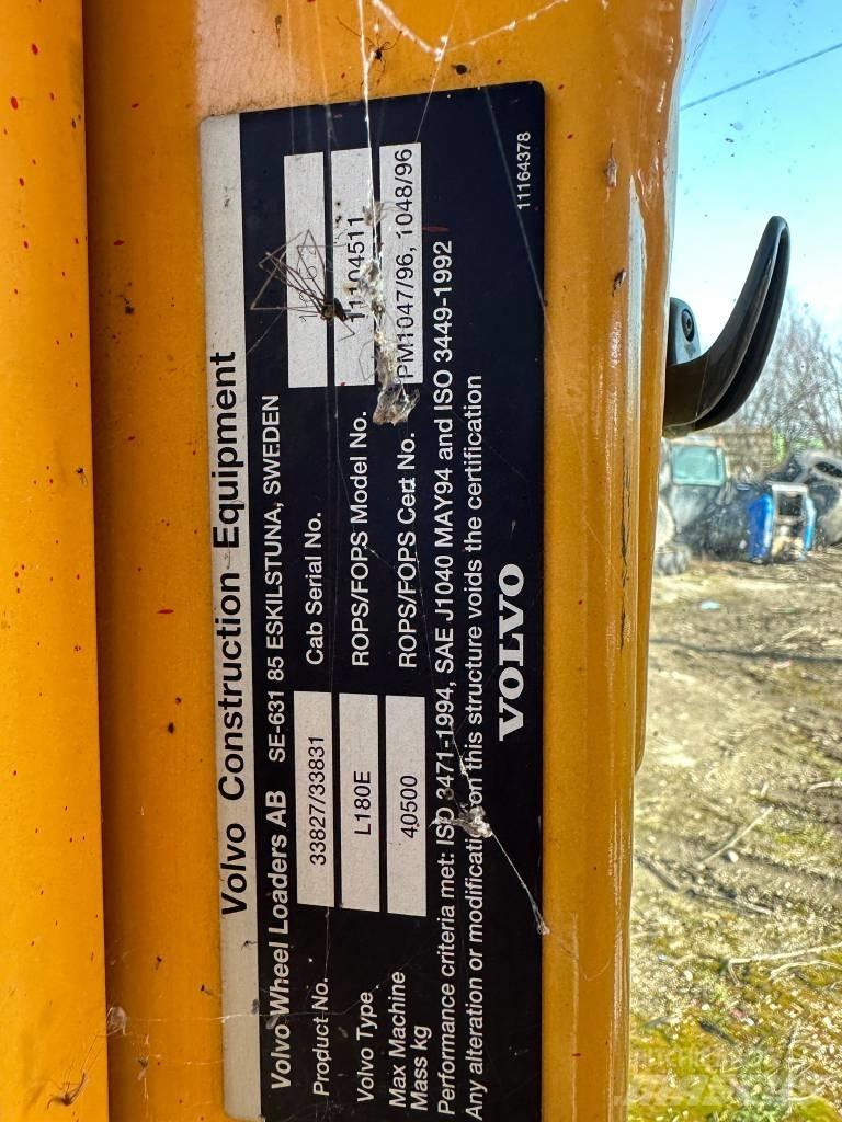 Volvo L 180 E CABIN 캐빈 및 인테리어