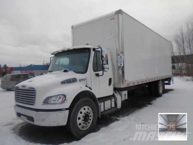 Freightliner M 106 탑차 트럭